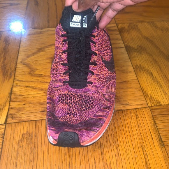 Nike Flynit Racer - Picture 2 of 3